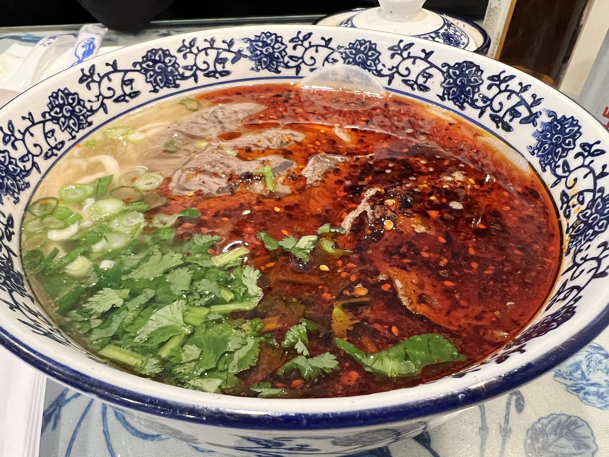 ニューヨークのチャイナタウンで食べた1915 Lanzhouの手打ち麺 雪嵐の