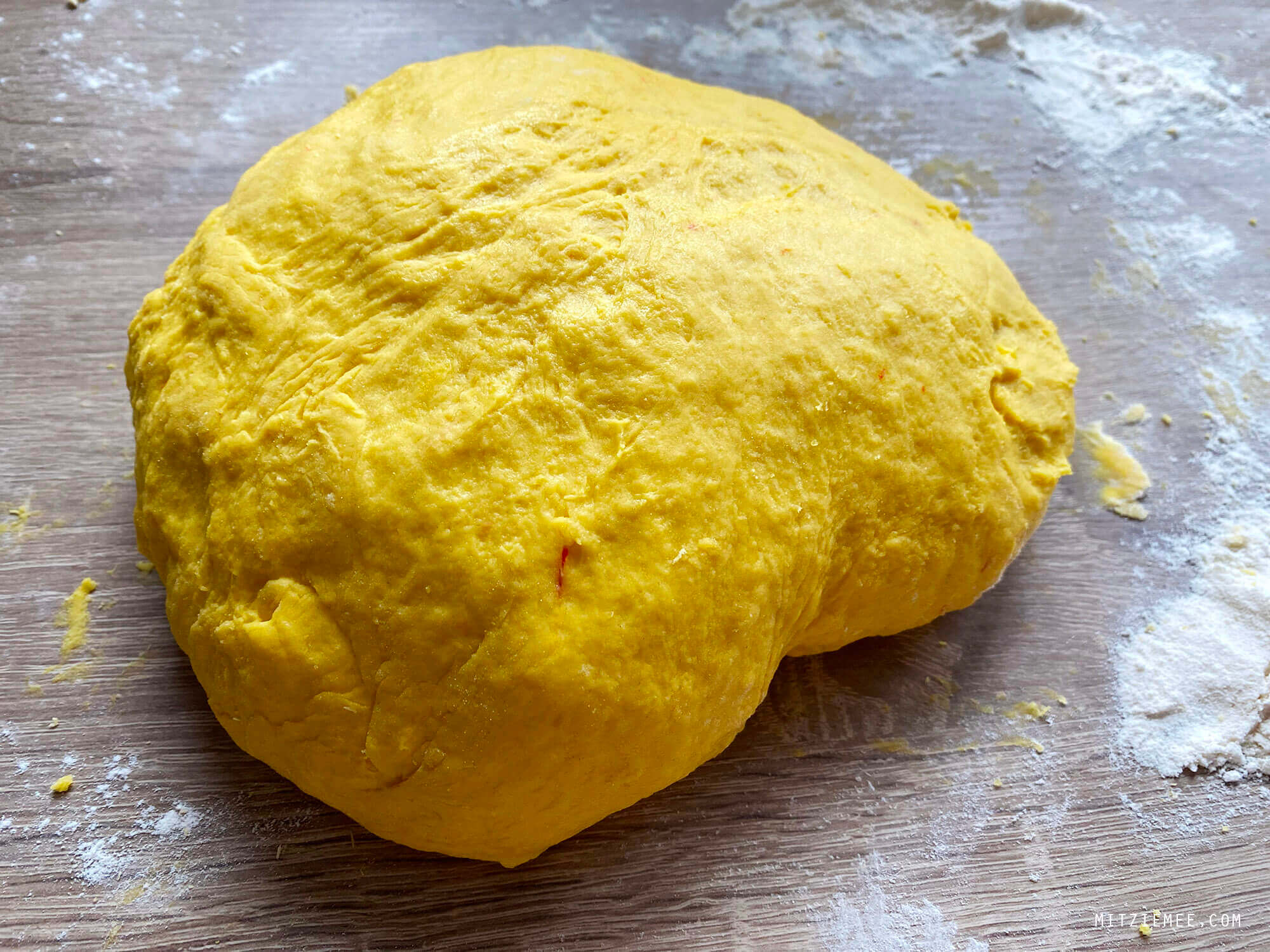 Recipe: Lussekatter – Swedish Saffron Buns