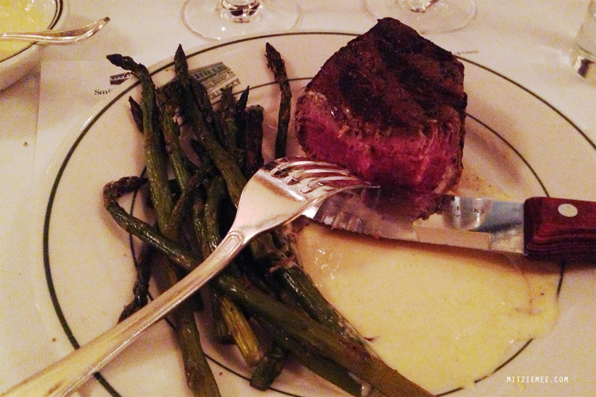 Smith & Wollensky Steak restaurant in Las Vegas Mitzie Mee