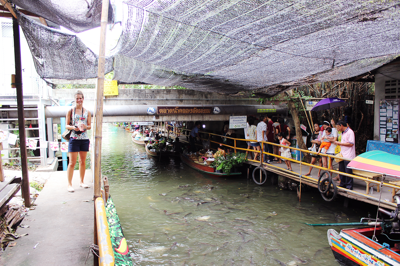 Taling Chan Floating Market, bangkok