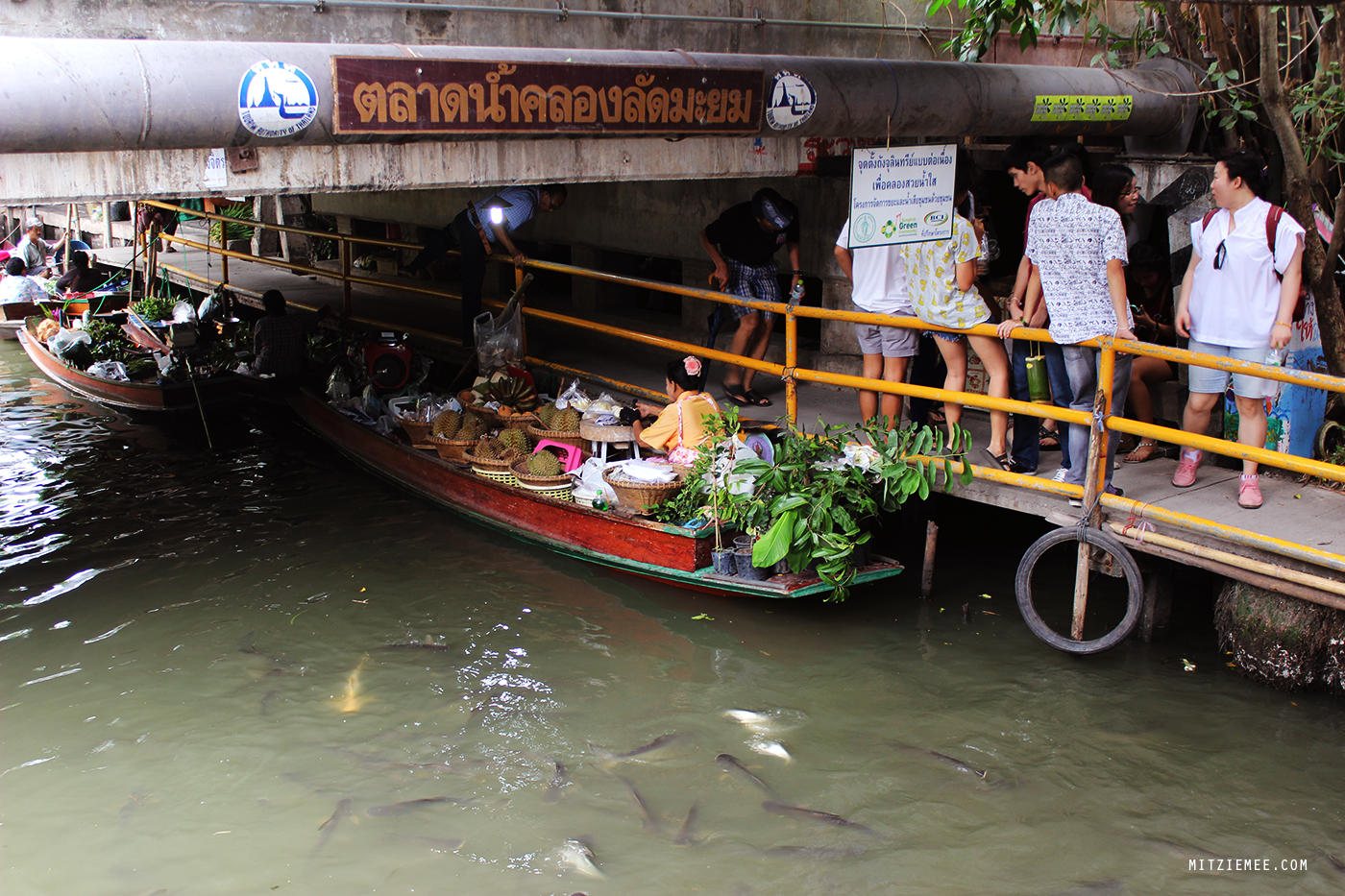 Taling Chan Floating Market, Bangkok
