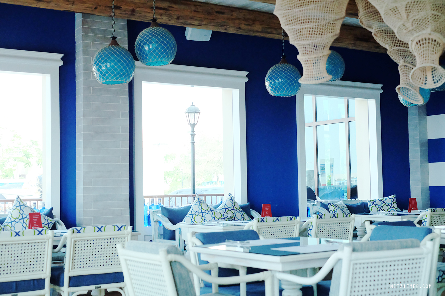 Omnia Blue, Dubai Restaurant