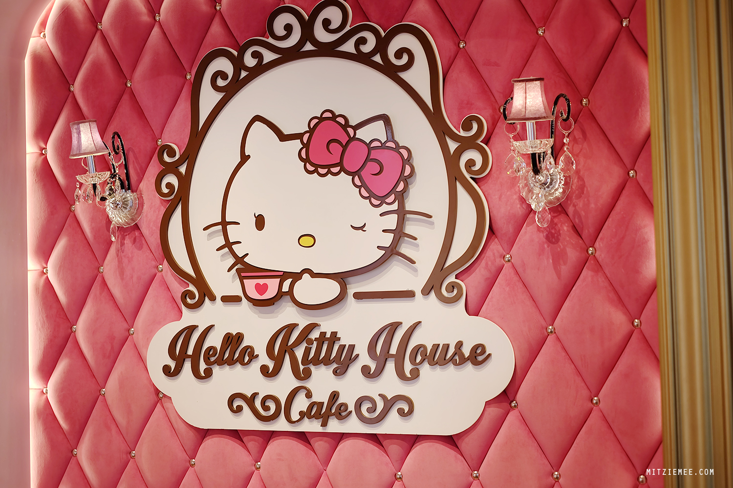 Hello Kitty House, Siam Square, Bangkok