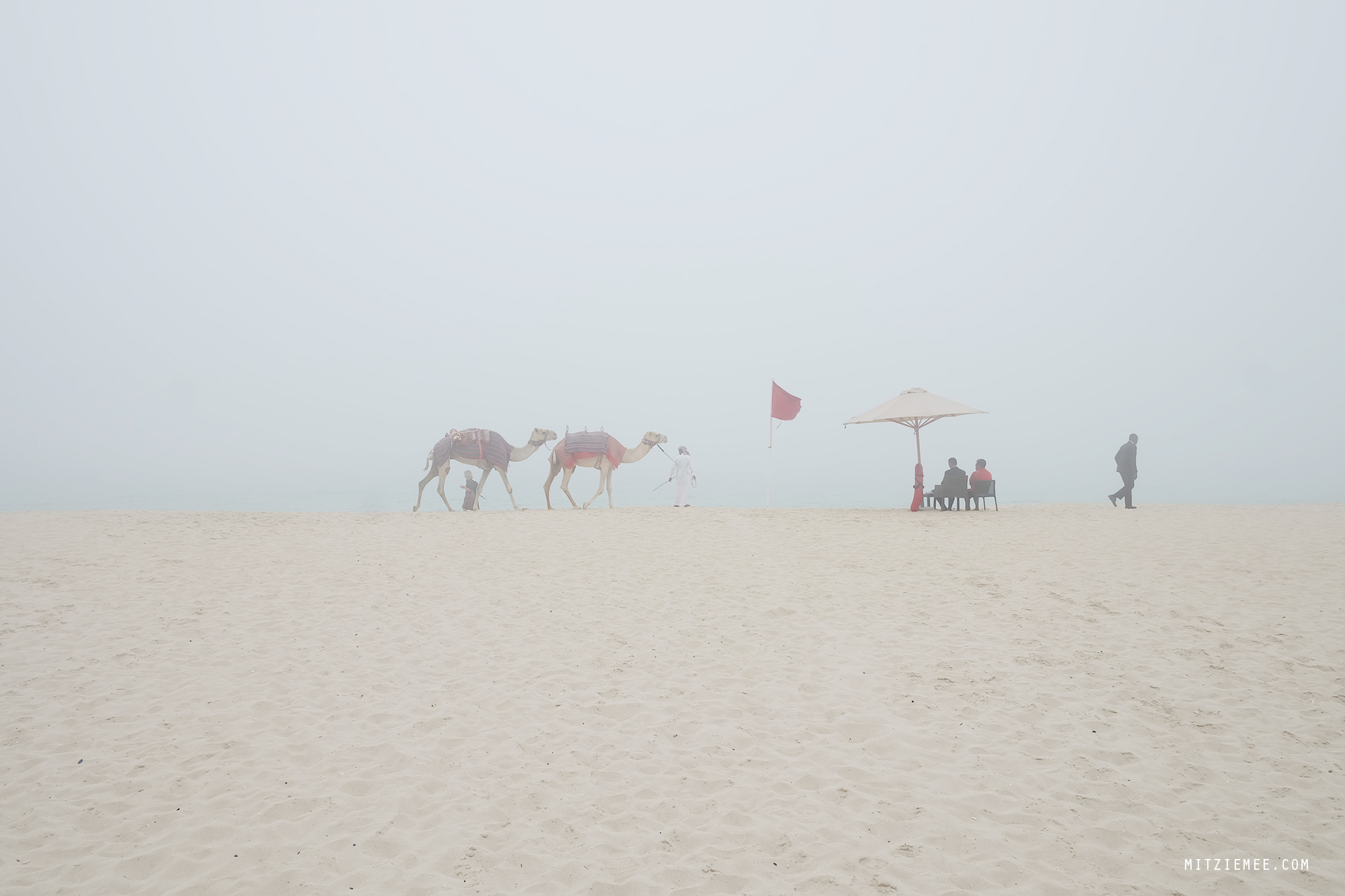 JBR Beach, En dimmig dag i Dubai