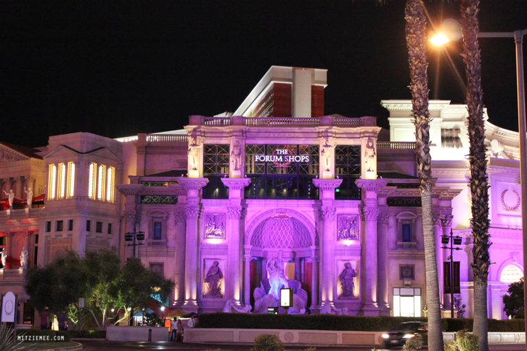 Where to stay in Las Vegas? Las Vegas Guide Mitzie Mee