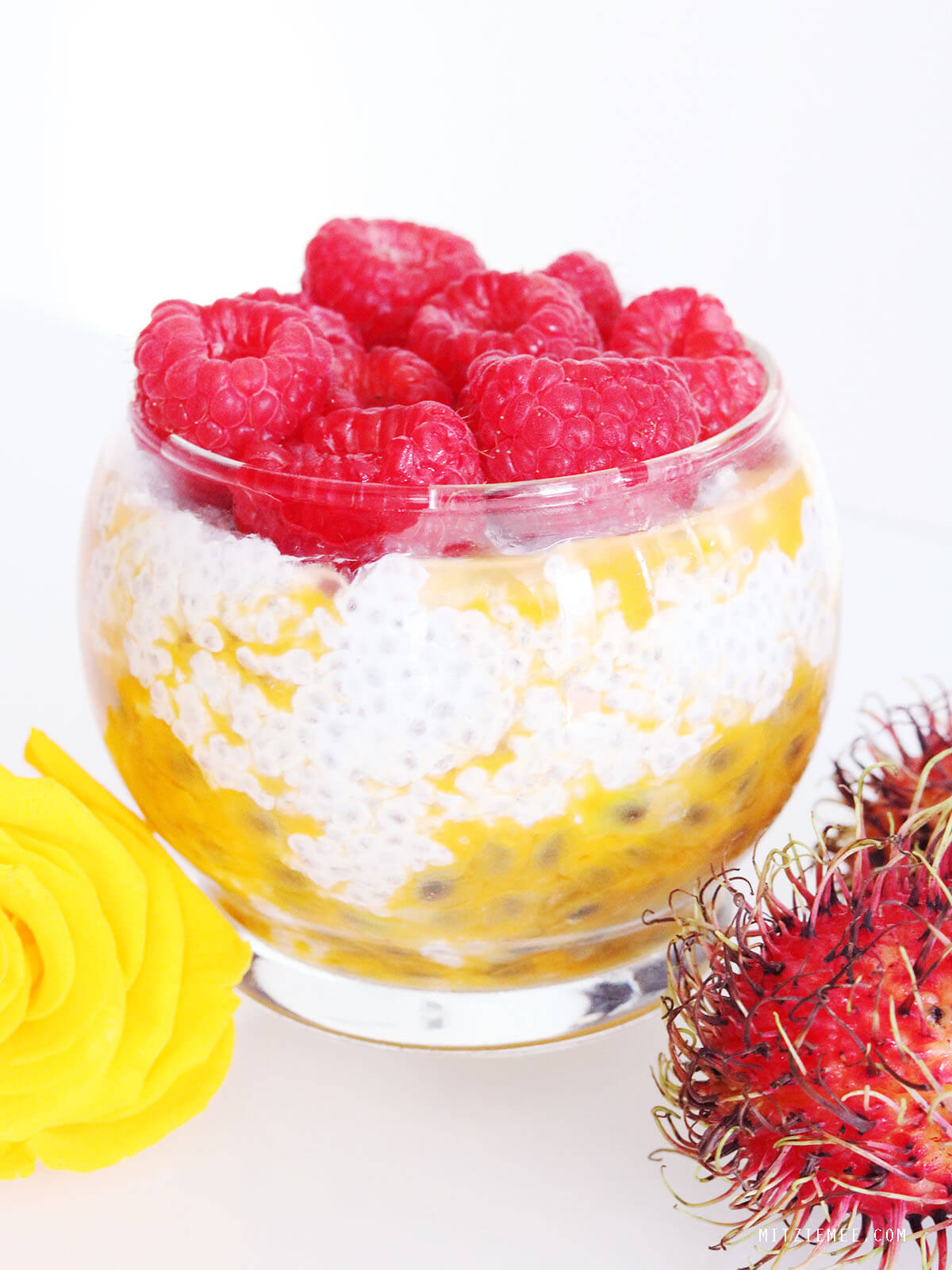 Chia pudding with passion fruit topping