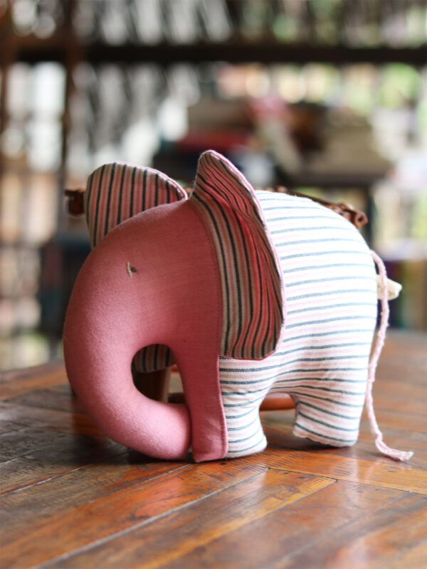 Chimmuwa Elephant - Pink Handwoven Cotton - Borderline Collective Shop