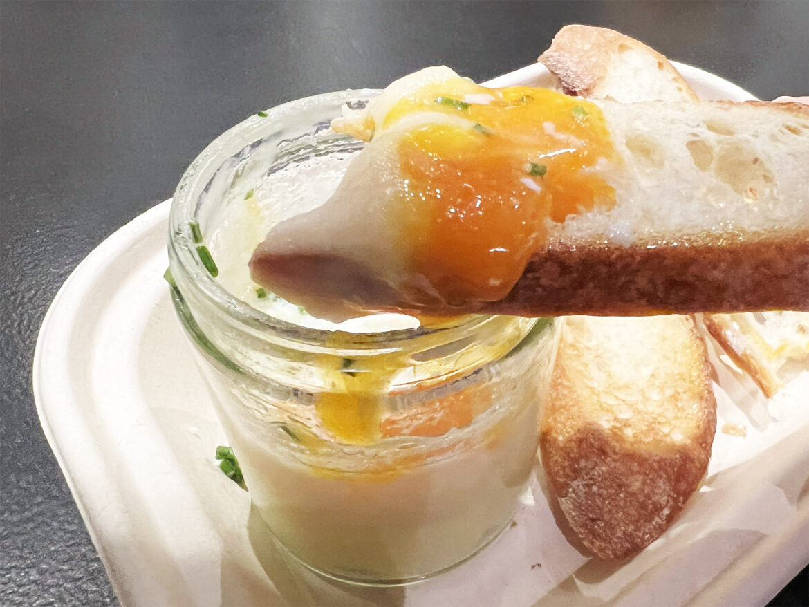 Lining up for Eggslut The Cosmopolitan Las Vegas Blog