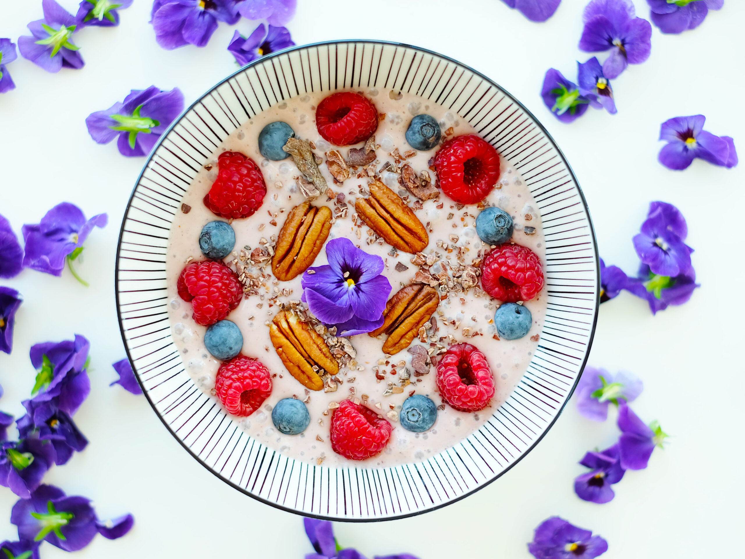How to make the perfect smoothie bowl