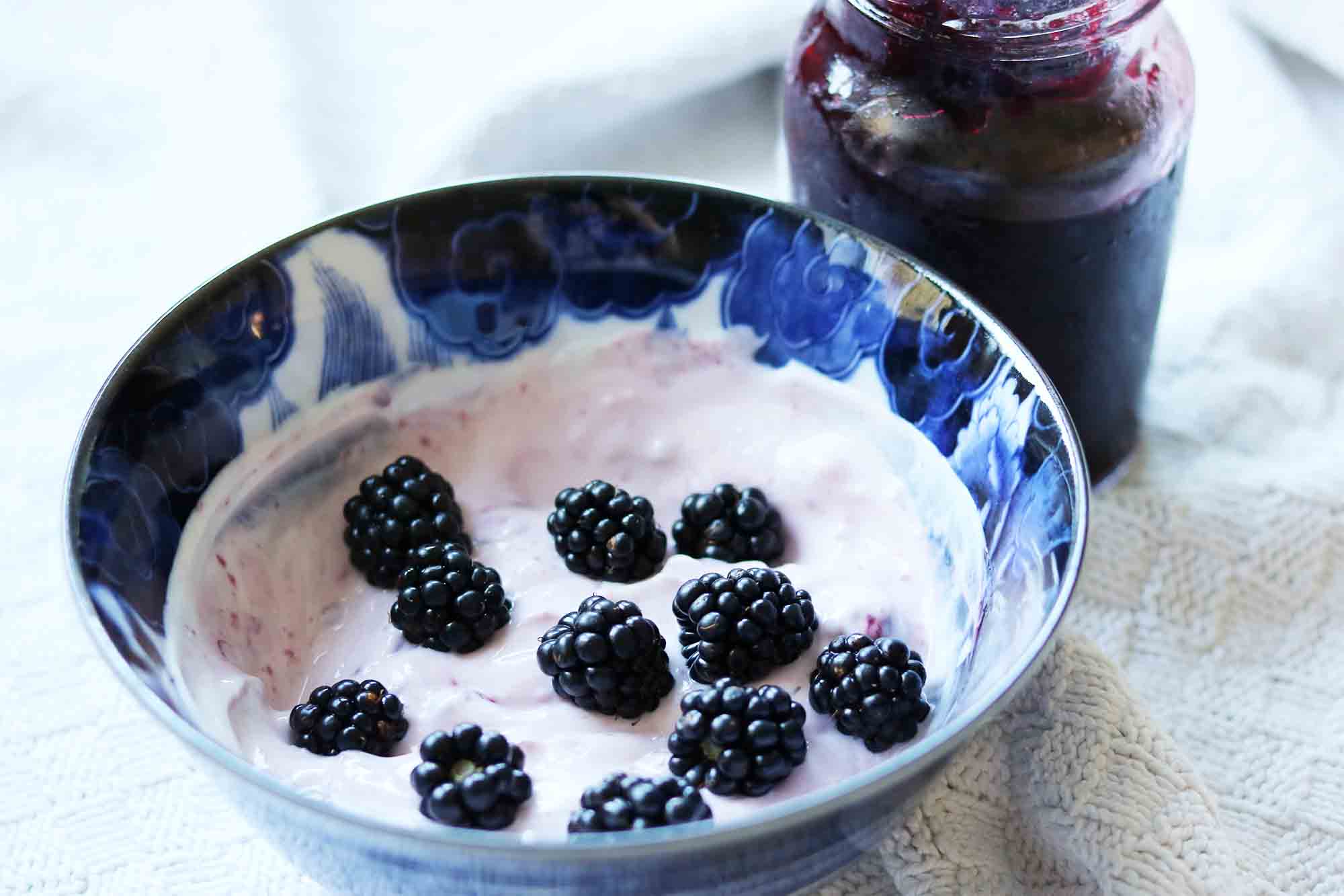 Breakfast tip: Greek Yogurt with Jam 