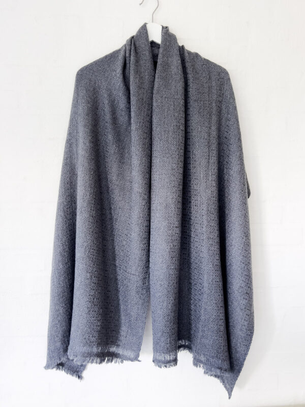 Gray Travel Wrap - Cashmere Blend - Fair Fashion - Mitzie Mee Shop