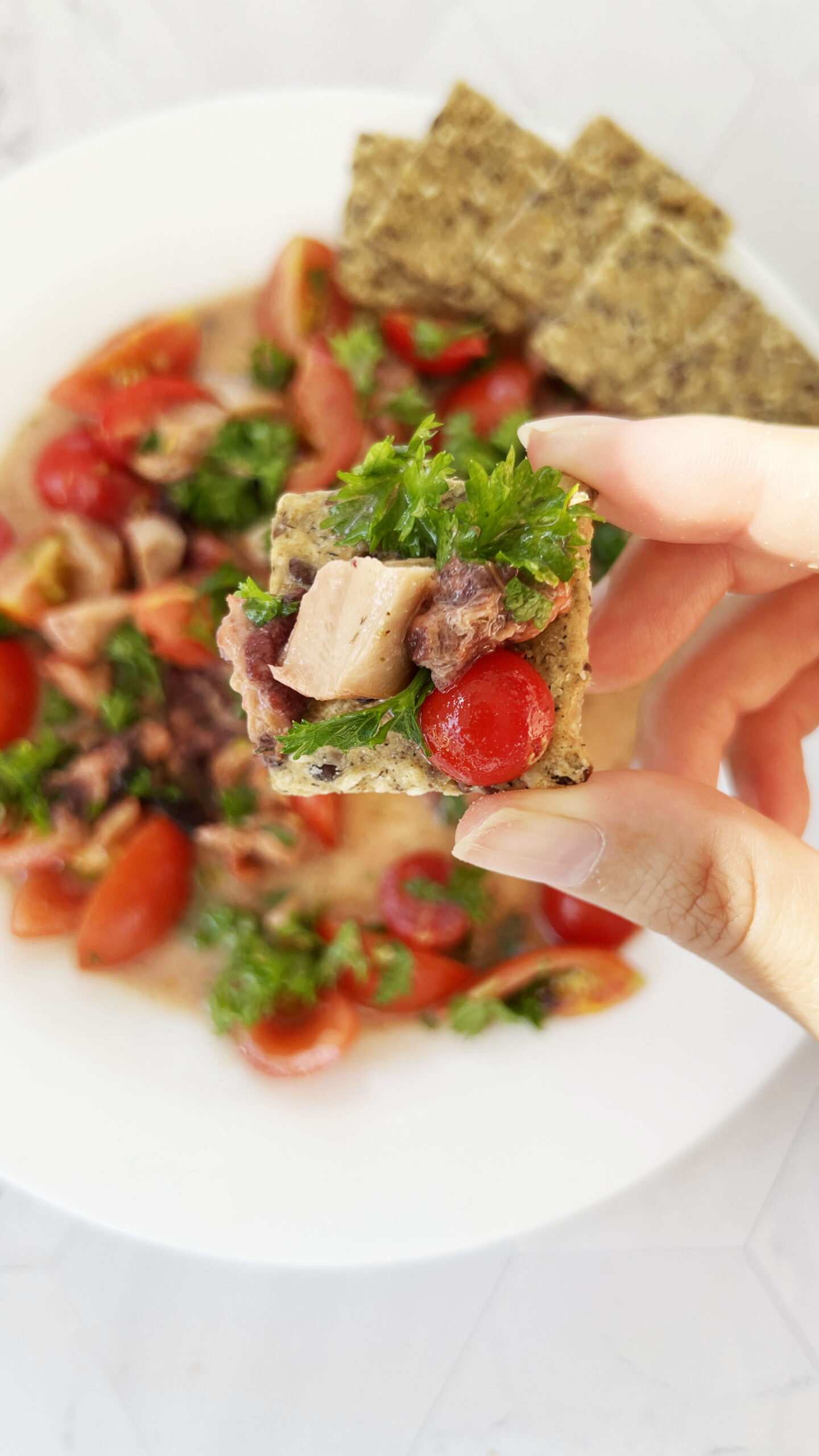 Recipe: Octopus salad with tomatoes and parsley