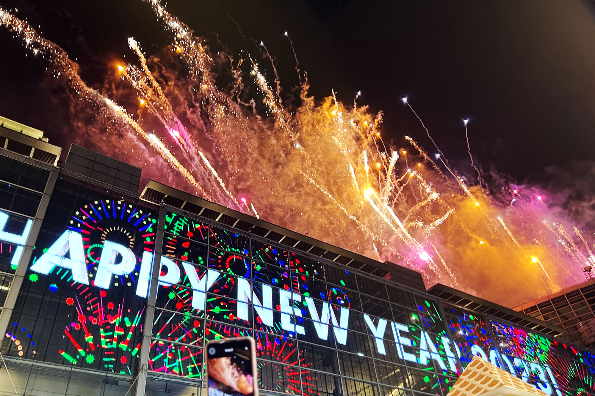 New Year's Eve in Bangkok - The CentralWorld Countdown