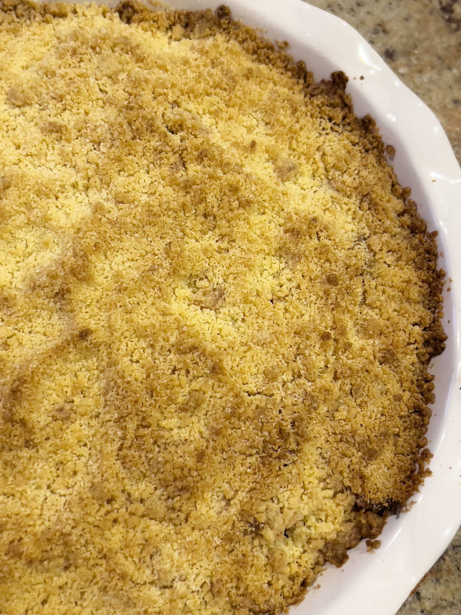 Recipe: Apple Crumble with Almond Paste and Granola