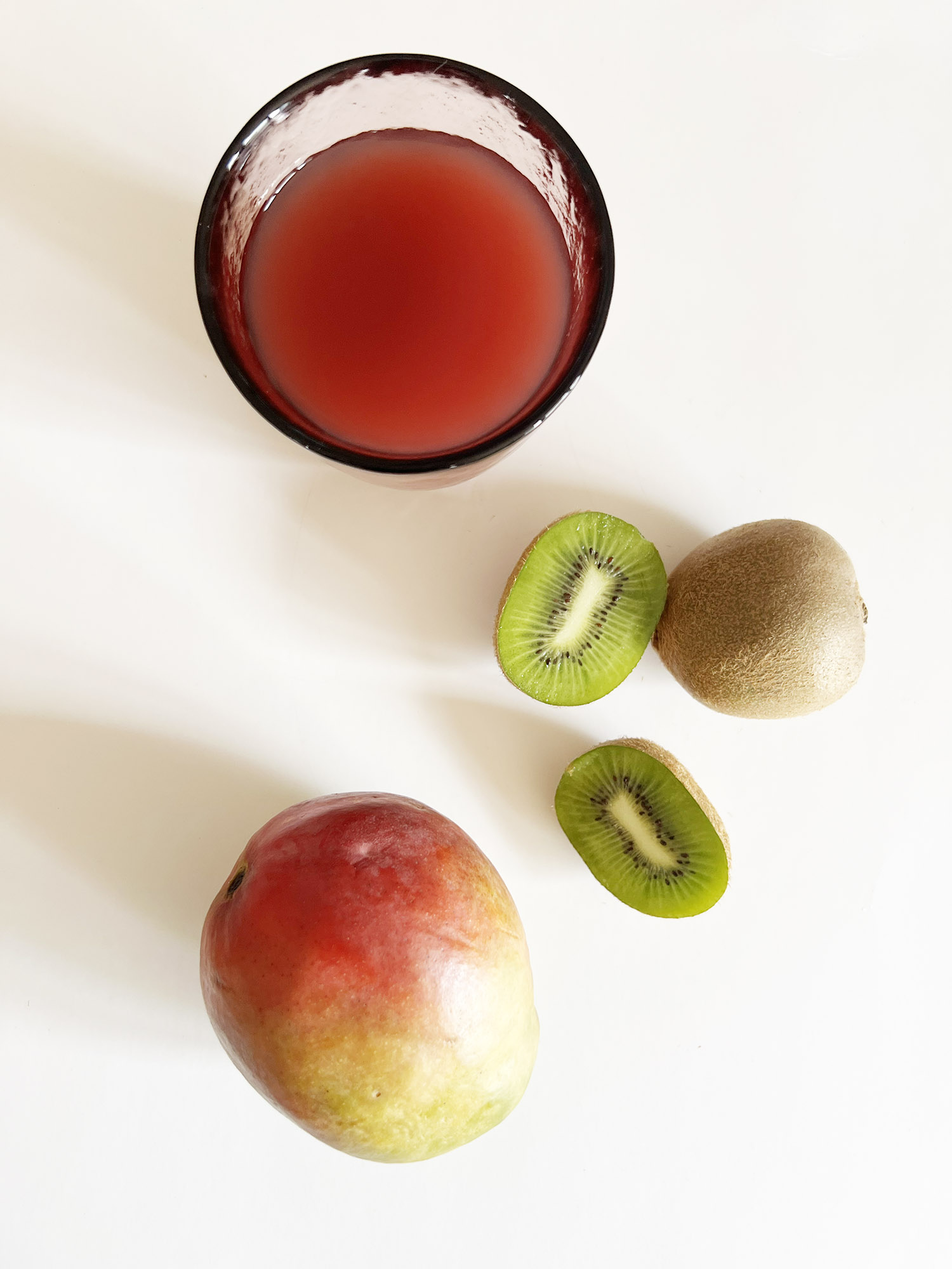 Recipe: Homemade Layered Popsicles - Fresh fruit and no added sugar