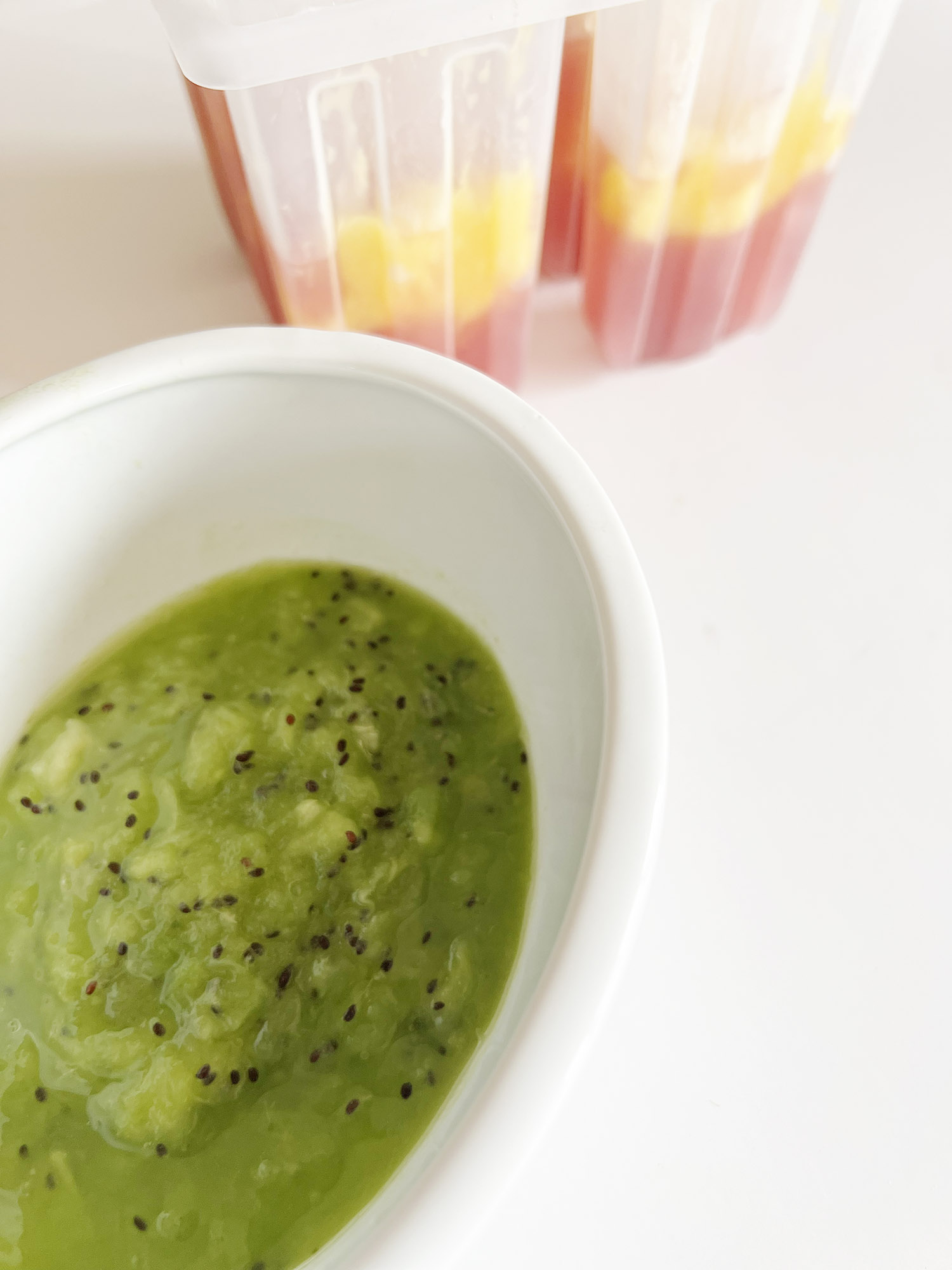Recipe: Homemade Layered Popsicles - Fresh fruit and no added sugar