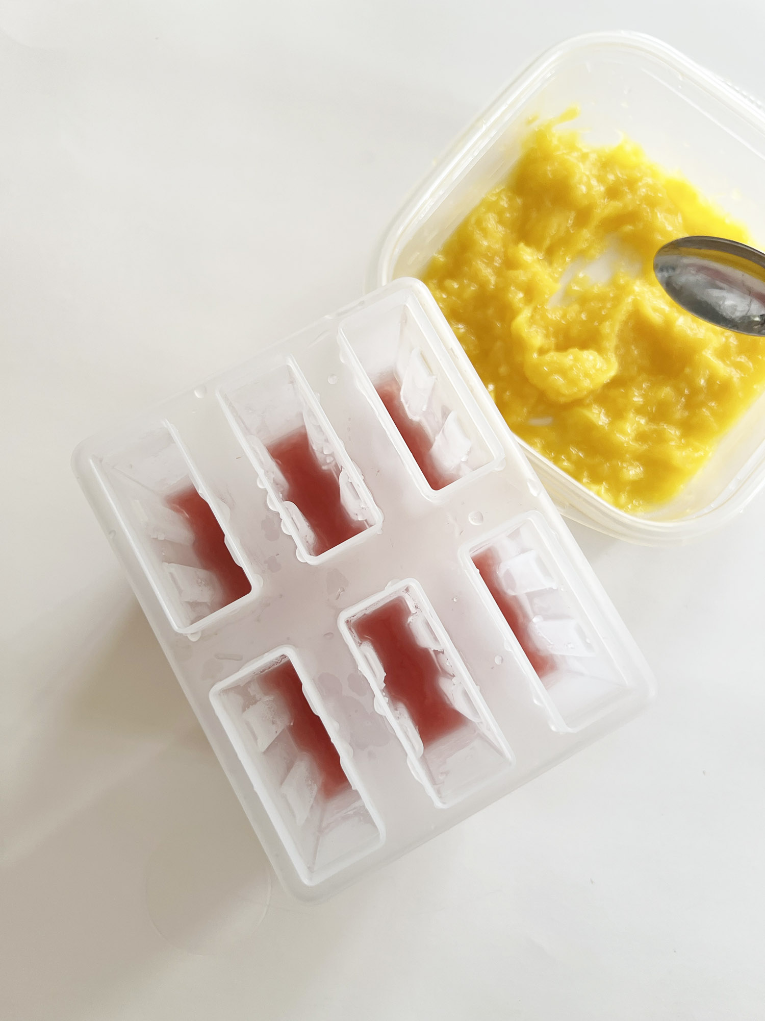 Recipe: Homemade Layered Popsicles - Fresh fruit and no added sugar