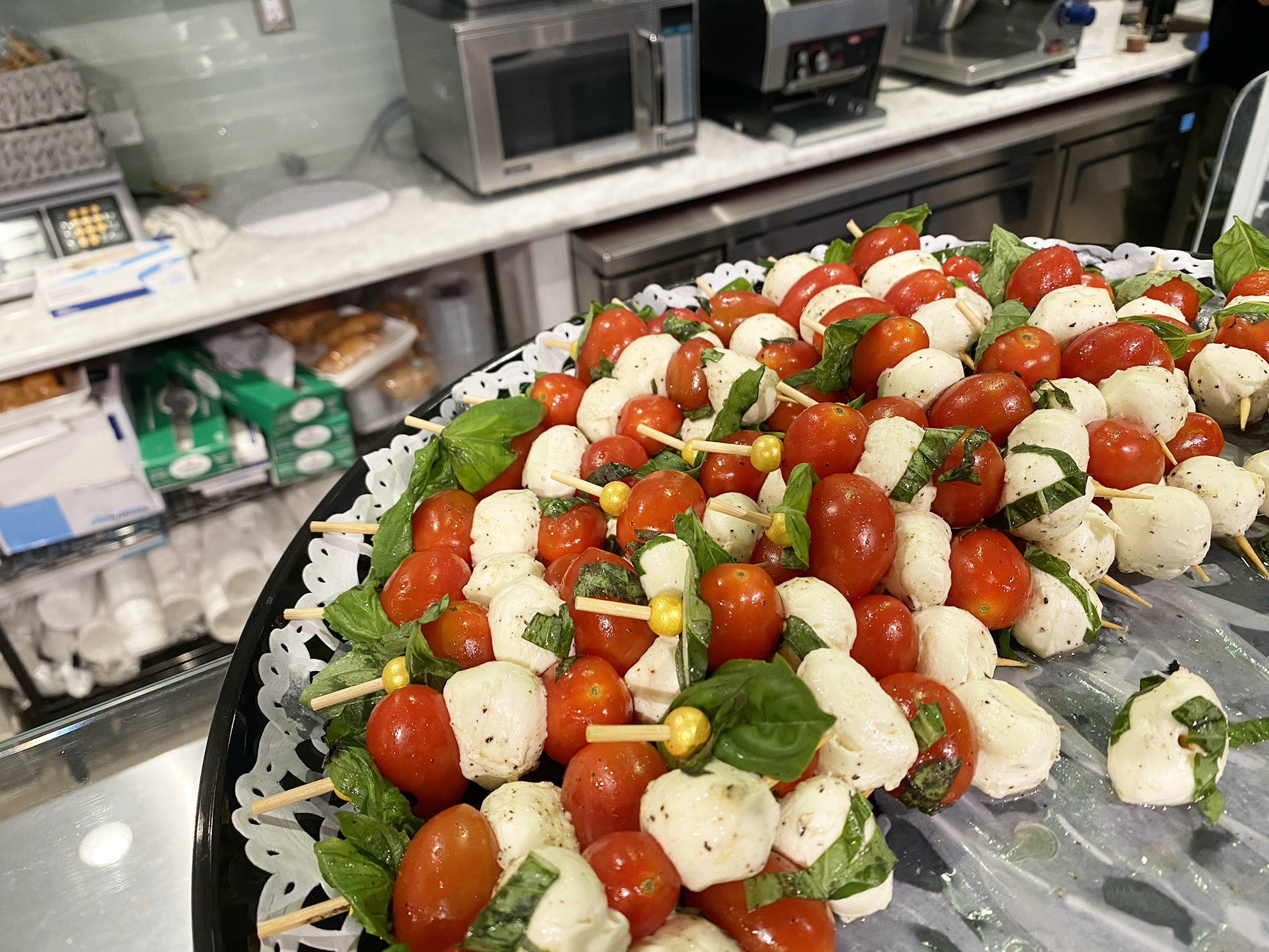 New York City Blog: Ess-a-Bagel - The Grand Opening of the FiDi Location