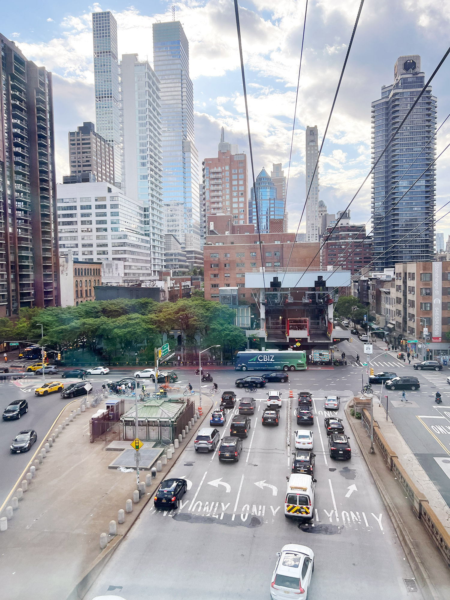New York City: Roosevelt Island Tram – A Ride with a View