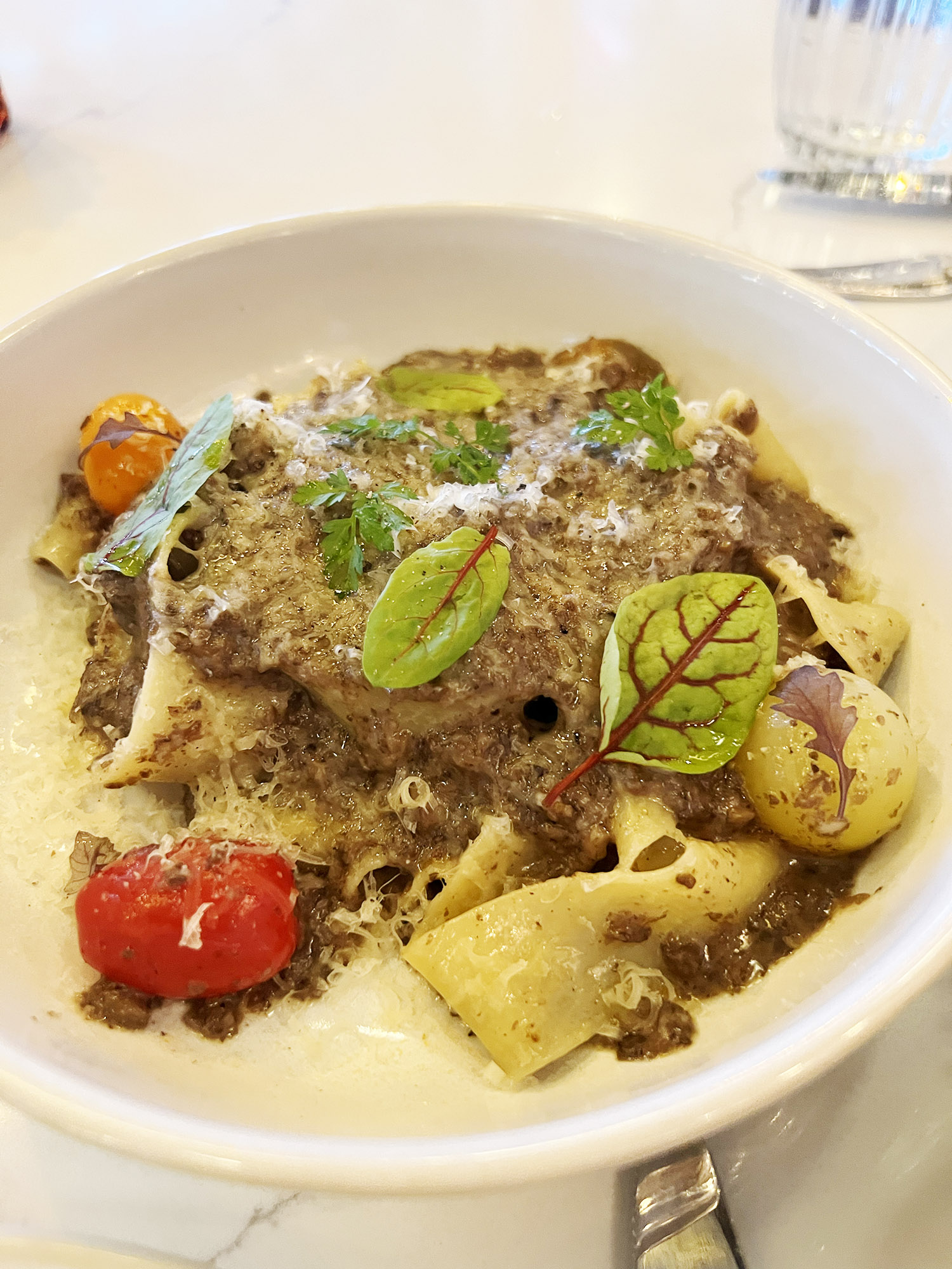 New York: Le Petit Village – French Restaurant in West Village
