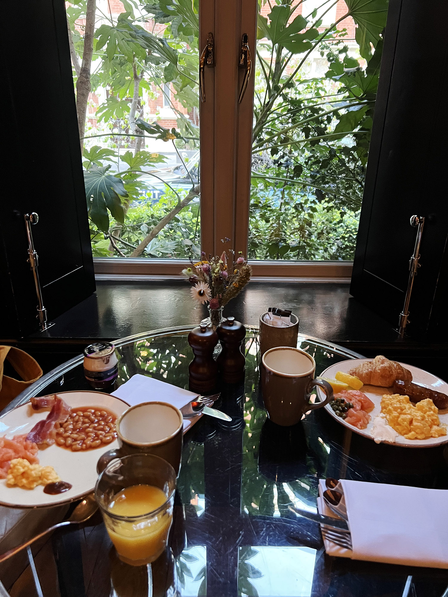 London: A Wonderful Stay at St. Ermin’s Hotel