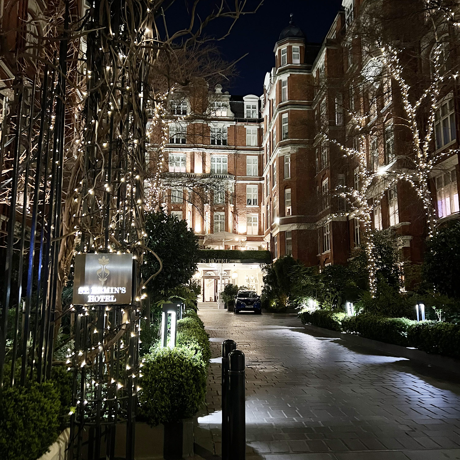 Book your stay at St. Ermin's