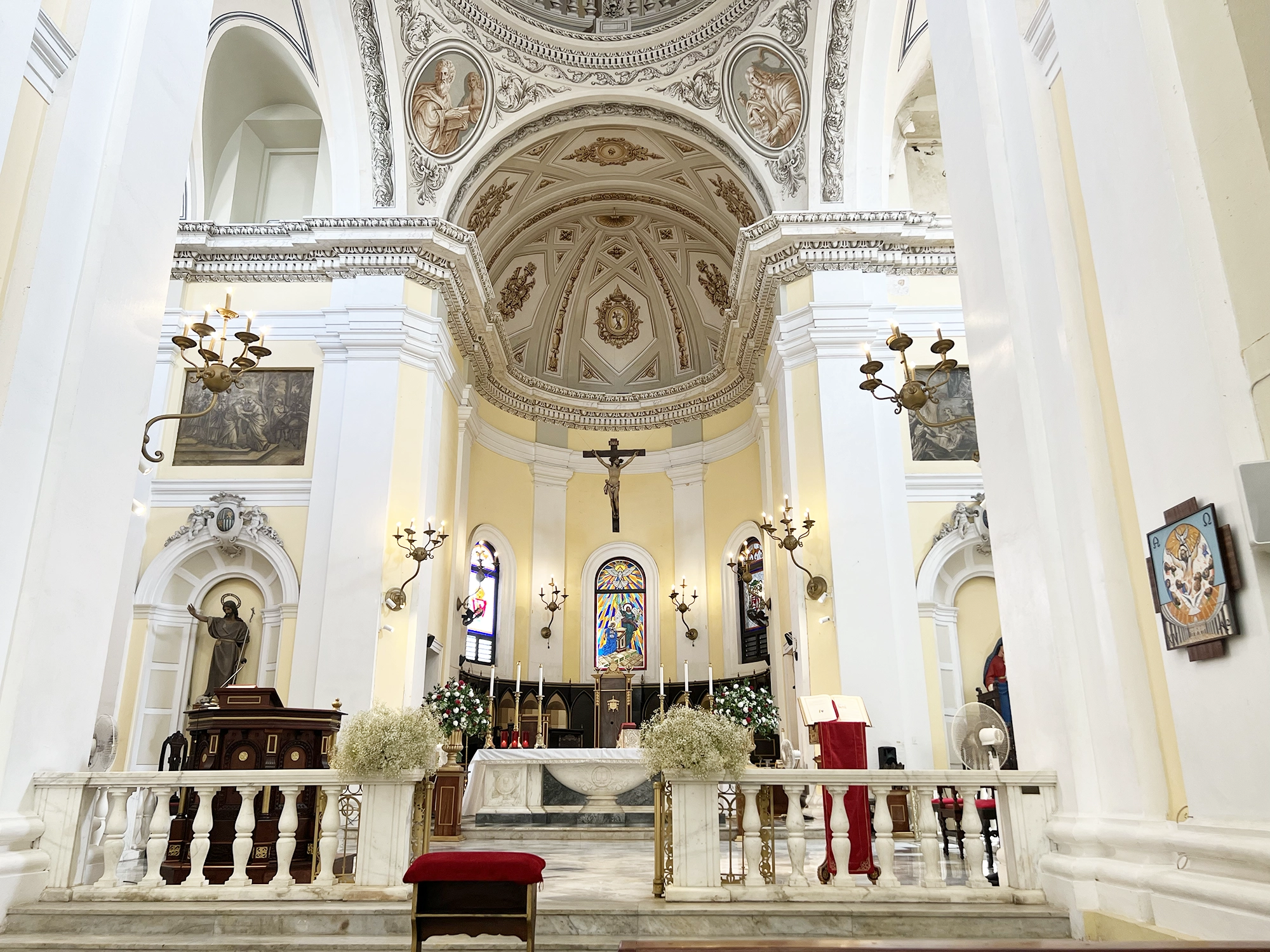 Catedral Basílica Menor de San Juan Bautista - Inside San Juan’s Oldest Cathedral