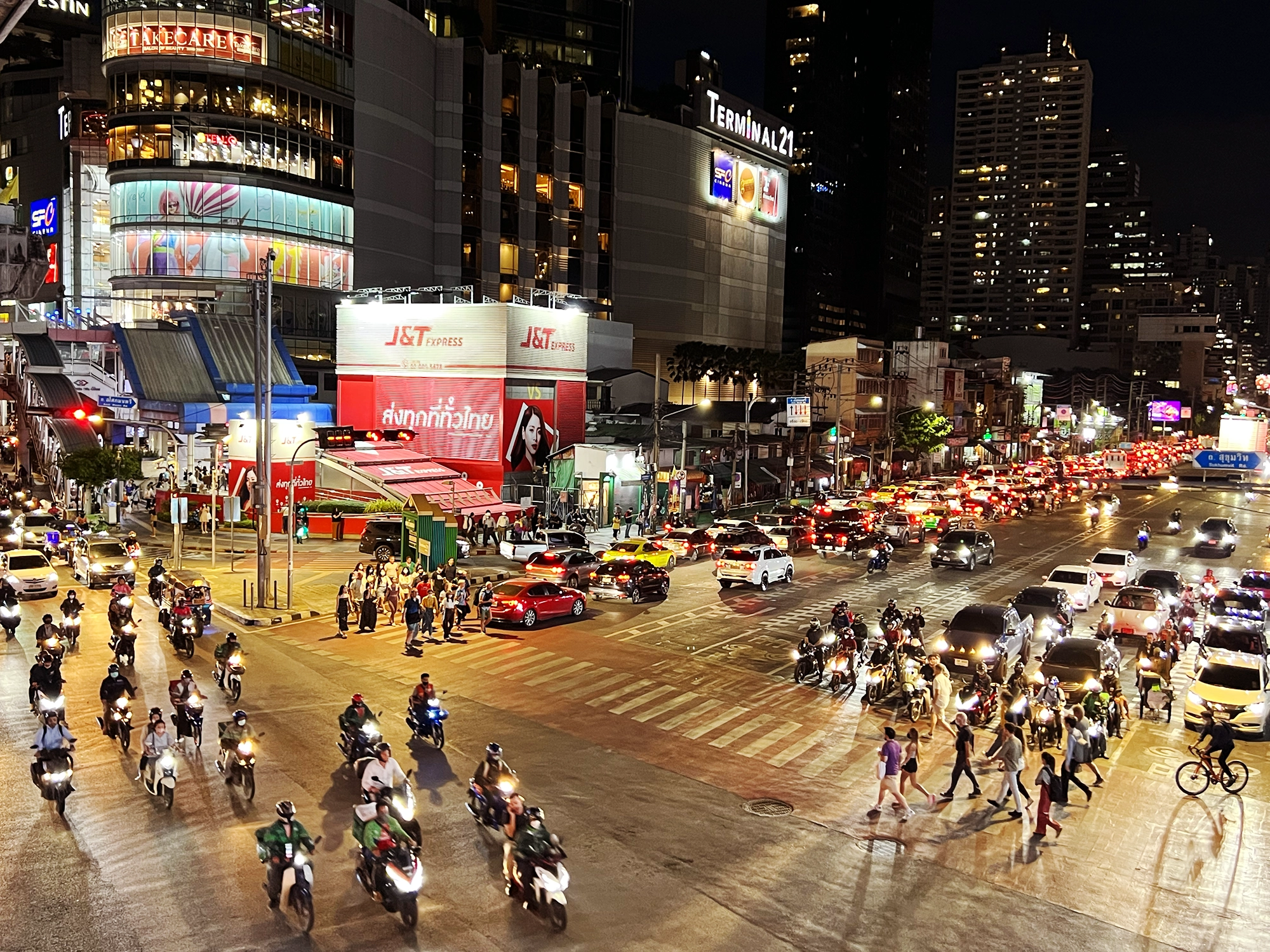 Bangkok: My Guide to Sukhumvit Road - Where to Stay