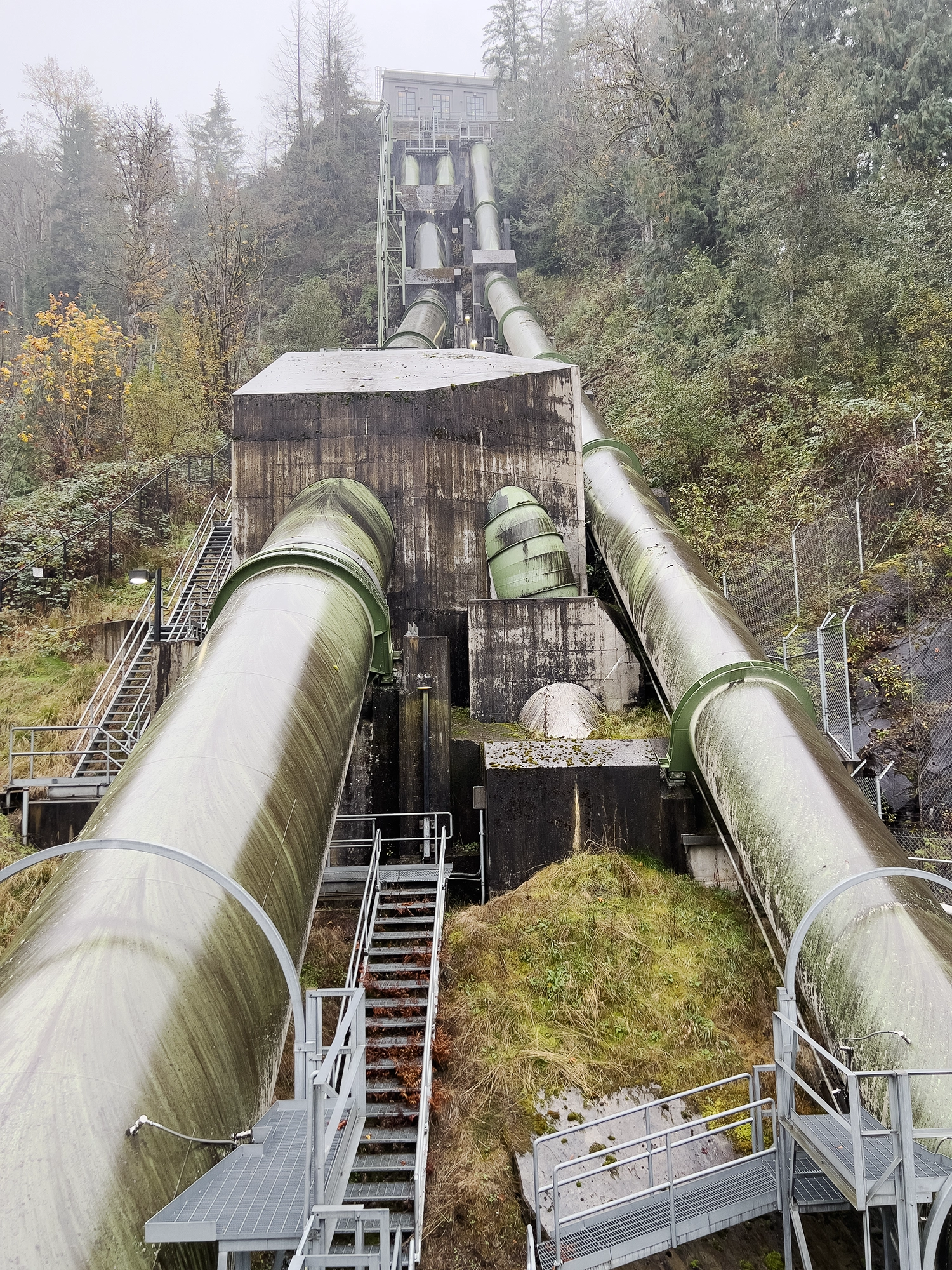 Snoqualmie Falls: The Twin Peaks Waterfall Just Outside Seattle