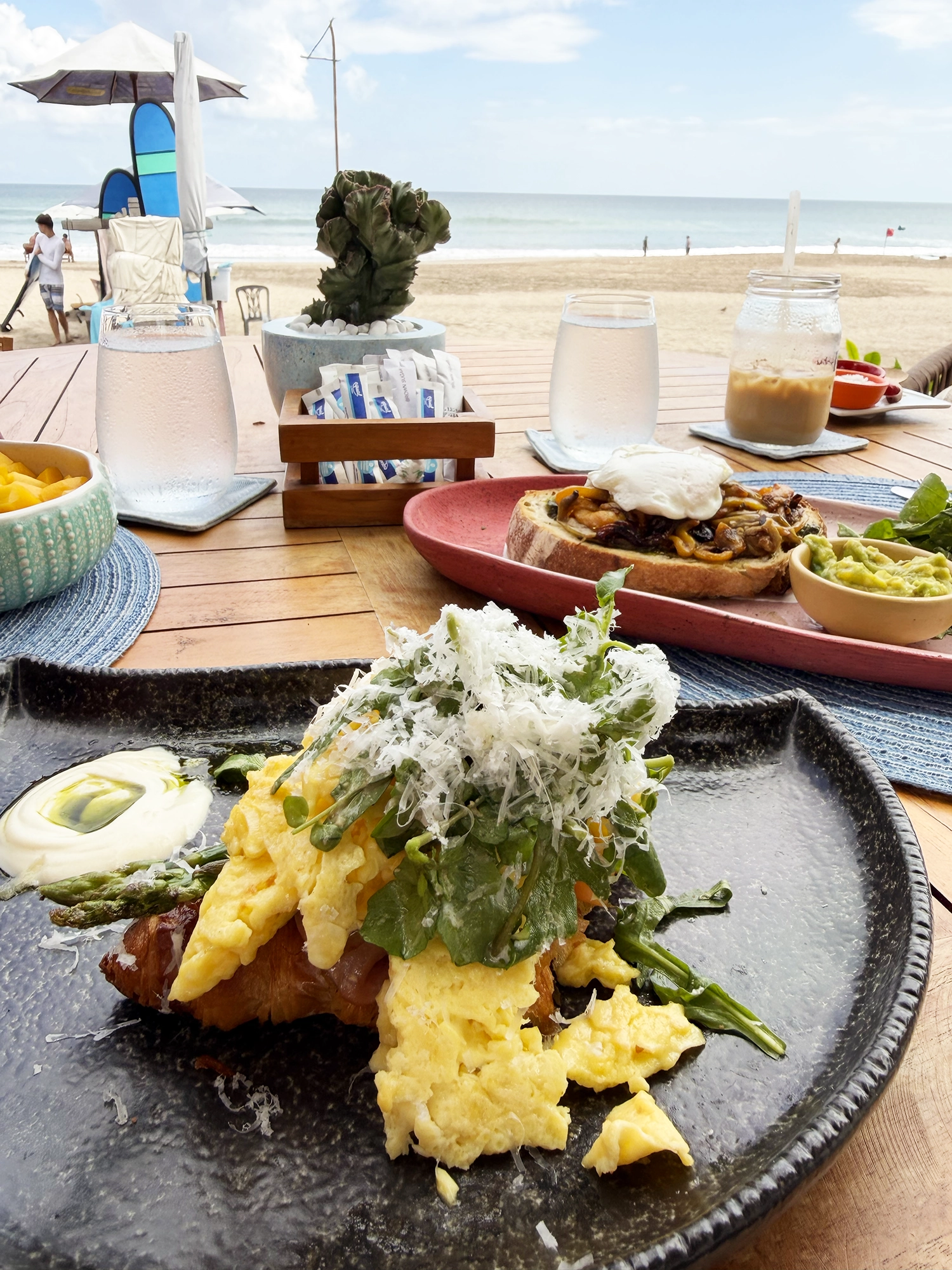 Breakfast Club Seminyak – Brunch by the Beach in Seminyak