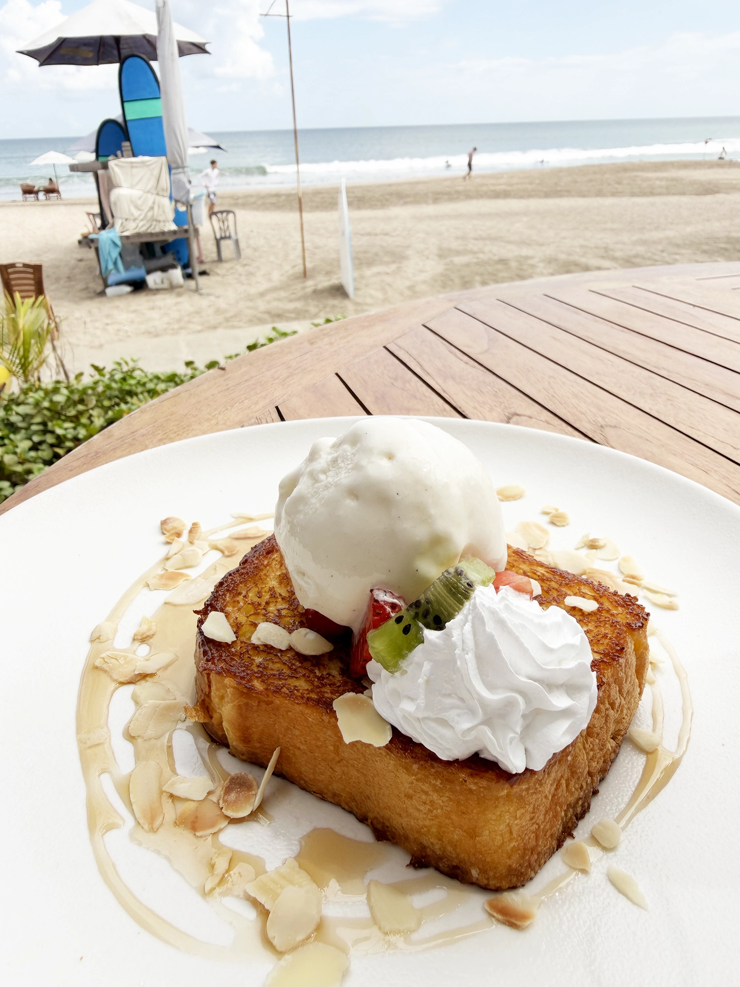Breakfast Club Seminyak – Brunch by the Beach in Seminyak