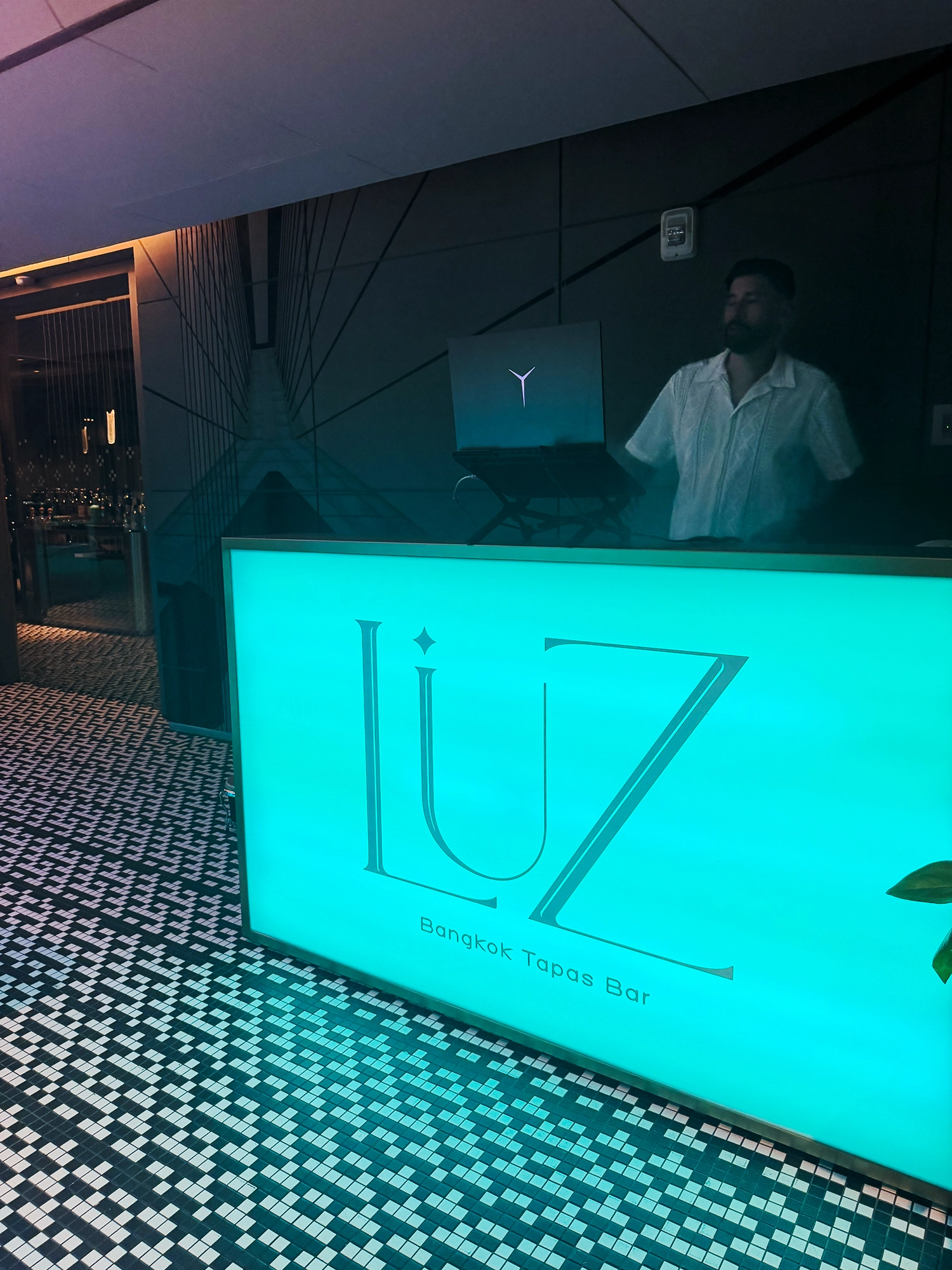 Luz, Spanish tapas bar in Bangkok