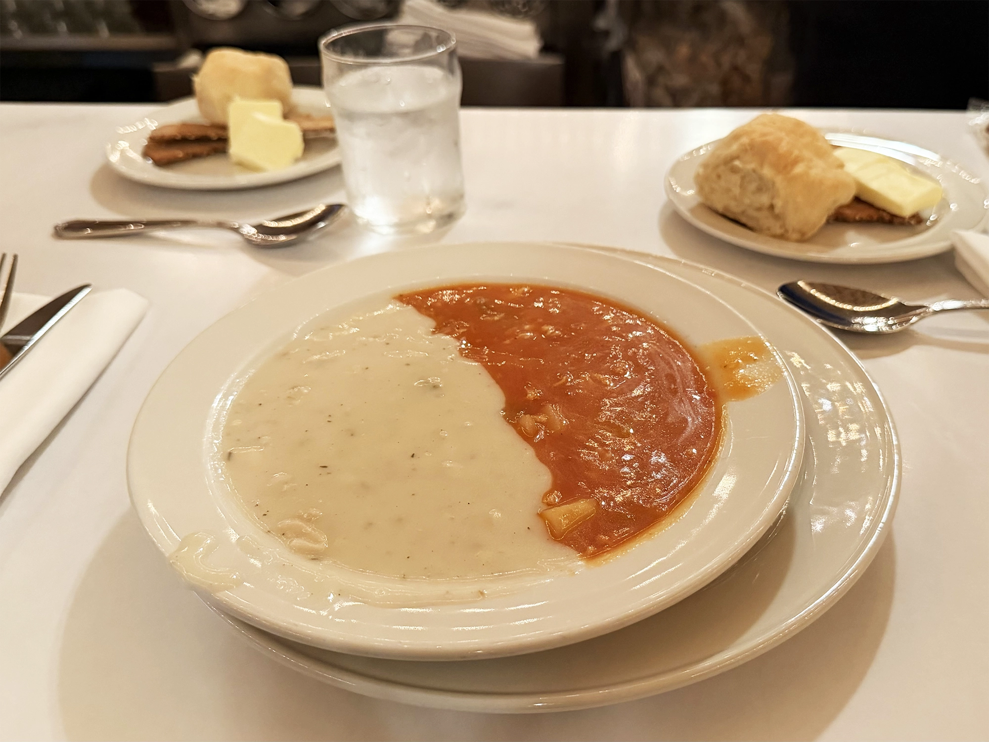 Grand Central Oyster Bar – New York's Legendary Seafood Restaurant