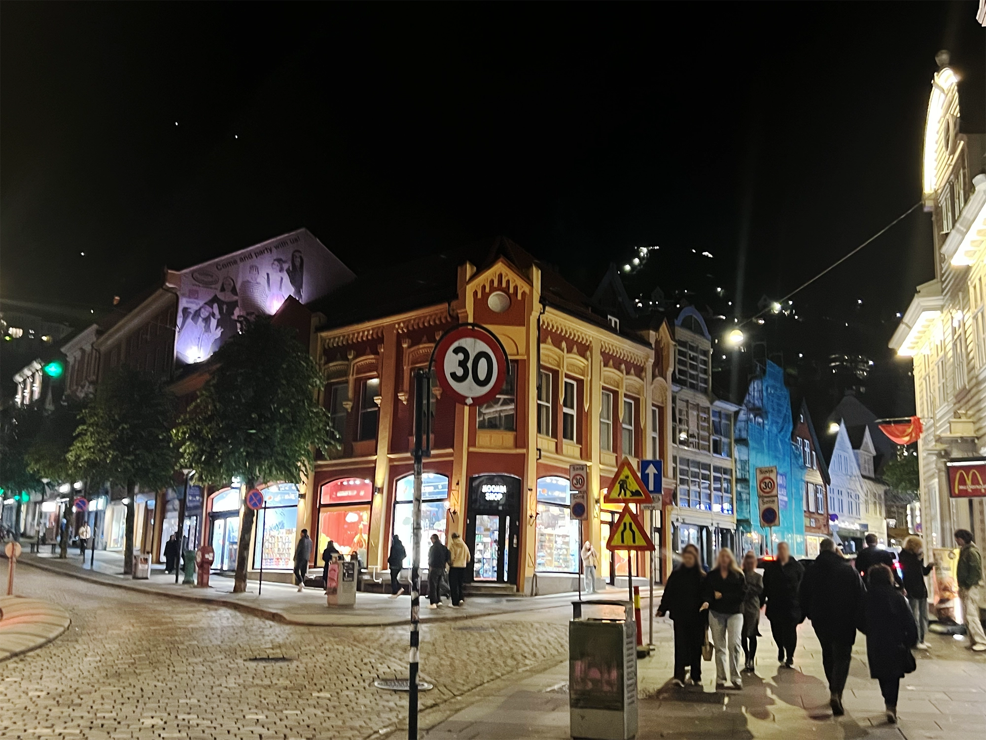 Bergen: Sabi Sushi, Crème Brûlée, and Skostredet Hotel & Spa